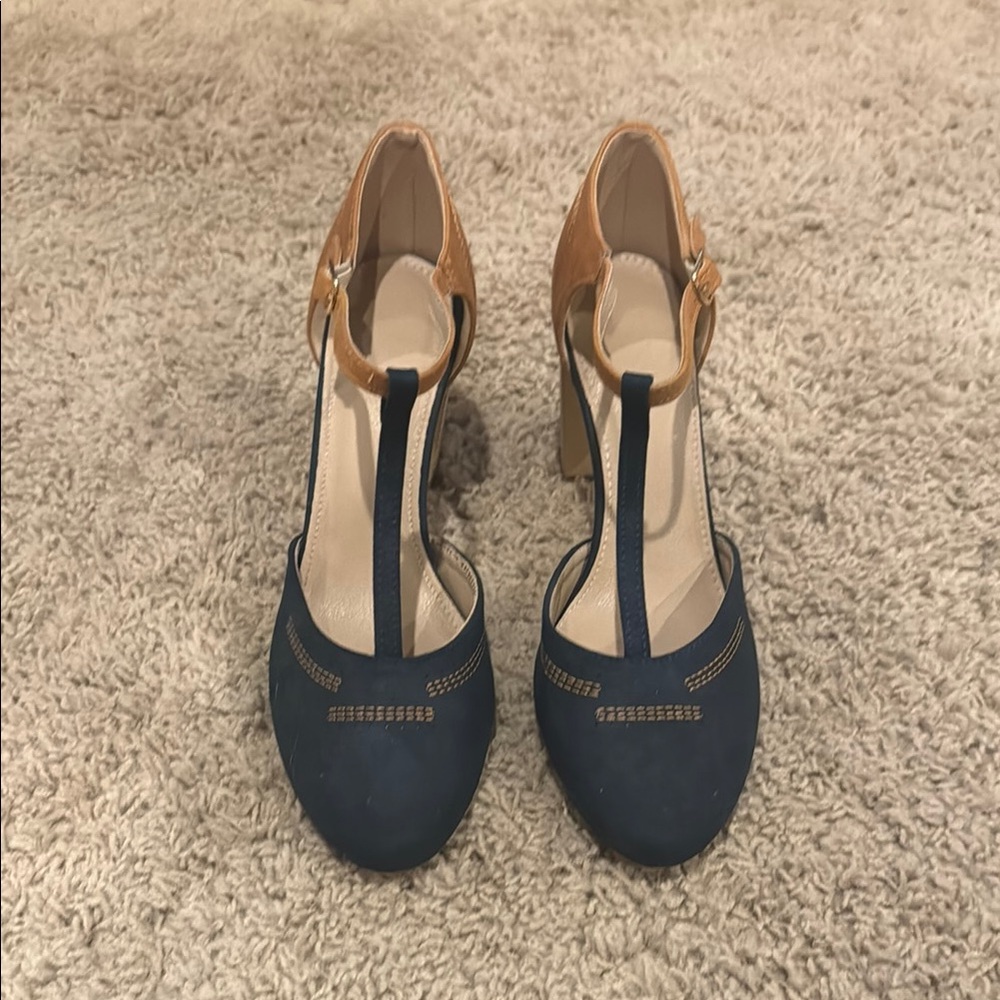 Elegant Two-Tone Women's Heels